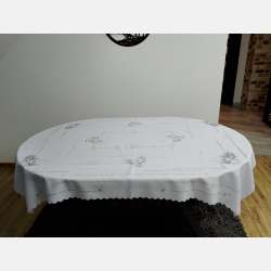 PIĘKNY OBRUS ŚWIĄTECZNY 120x160 cm BIAŁO-SZARY gwiazdki świece dzwoneczki gałązki