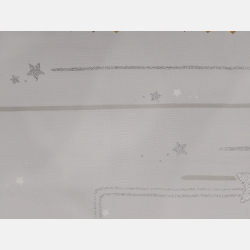 PIĘKNY OBRUS ŚWIĄTECZNY 120x160 cm BIAŁO-SZARY gwiazdki świece dzwoneczki gałązki