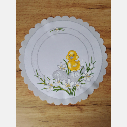 OKRĄGŁA serwetka WIELKANOCNA pisanki, stokrotki kurczaczek  35 CM