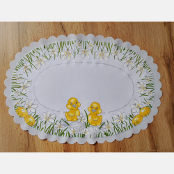 OWALNA serwetka WIELKANOCNA kurczaczki, stokrotki, pisanki 32X48