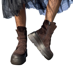 CZEKOLADOWE botki damskie, podwyższona podeszwa, paski zamek, LURSO