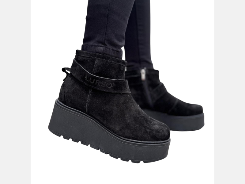 CZARNE niskie, zamszowe BOTKI damskie z ozdobnym paskiem LURSO
